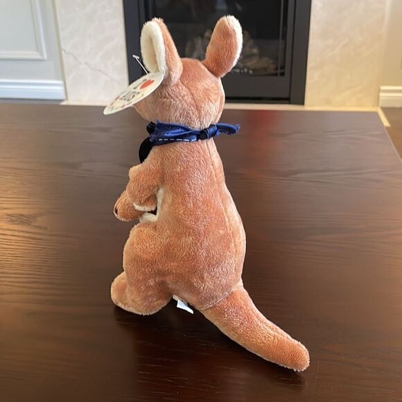 Australian Kangaroo and Platypus NWT Excellent Condition Souvenirs from Aus - Picture 5 of 15